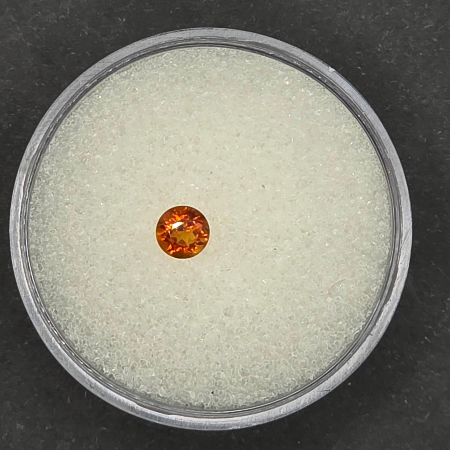 4mm Facet - Intense Fire Madeira Citrine VVSI
