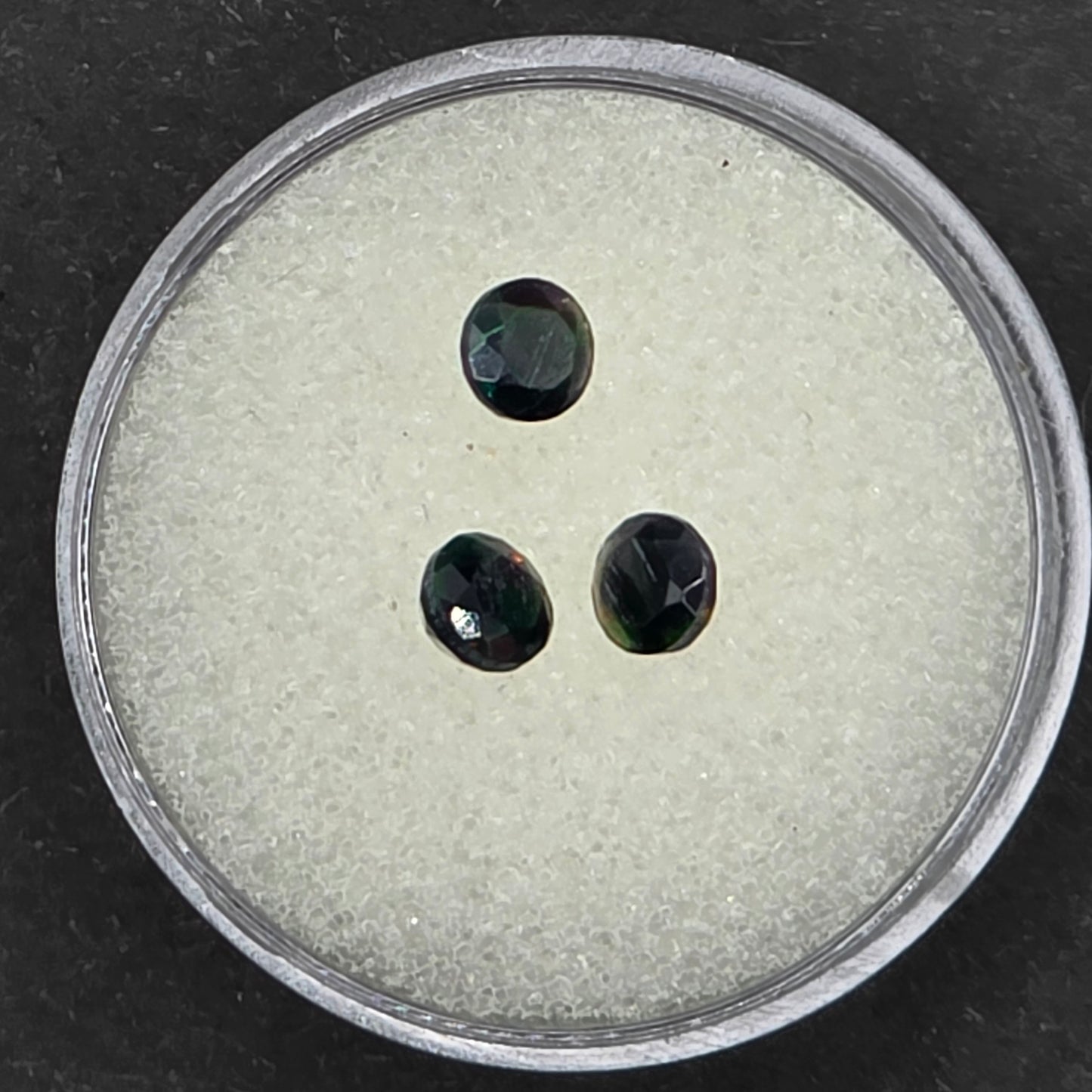 4mm Facet - Smoked Opal
