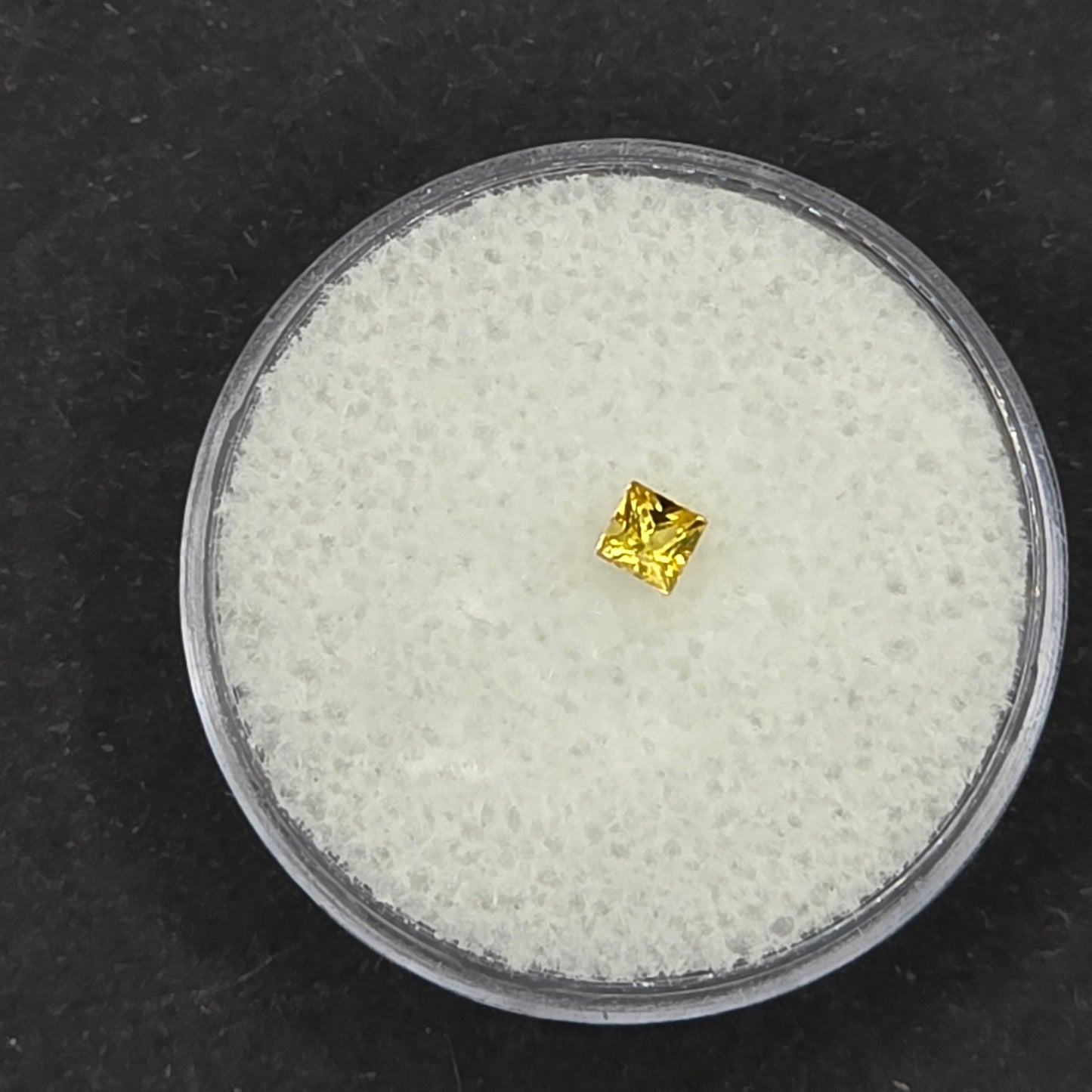 3mm Square Facet - Canary yellow