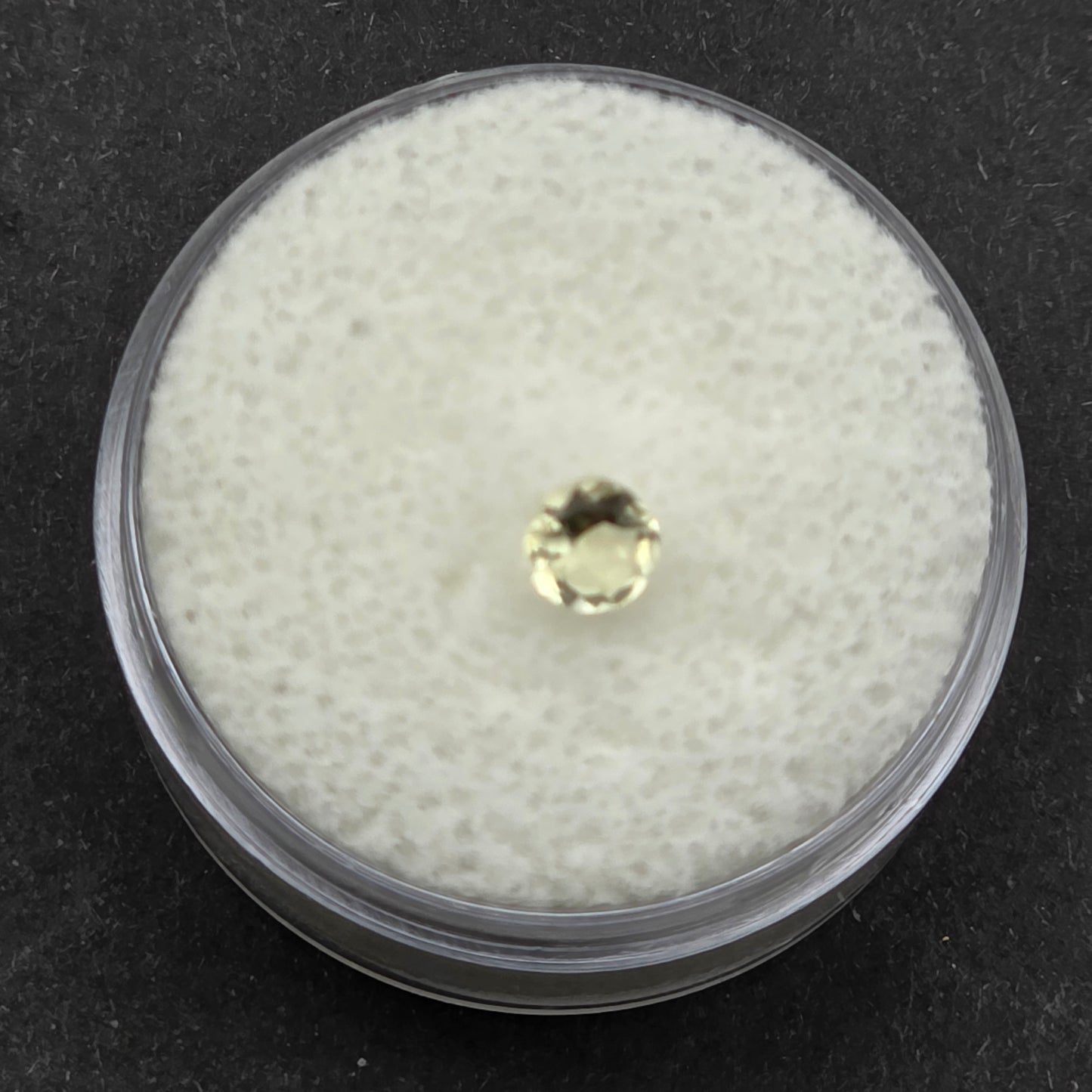 4mm Facet - Lemon Quartz