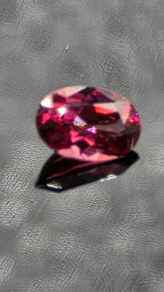 6x4mm Oval Facet - Rhodolite Garnet