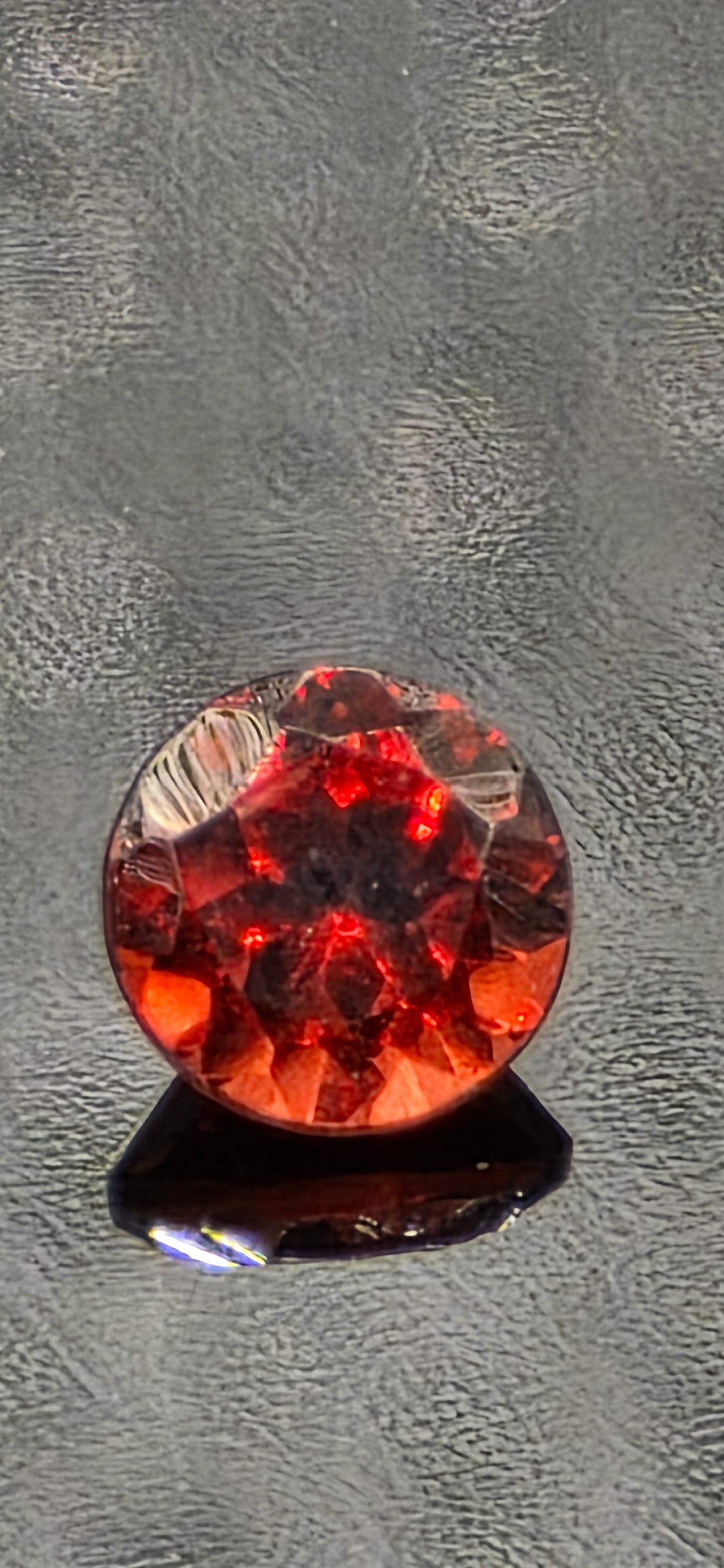4mm Facet - Mozambique Garnet