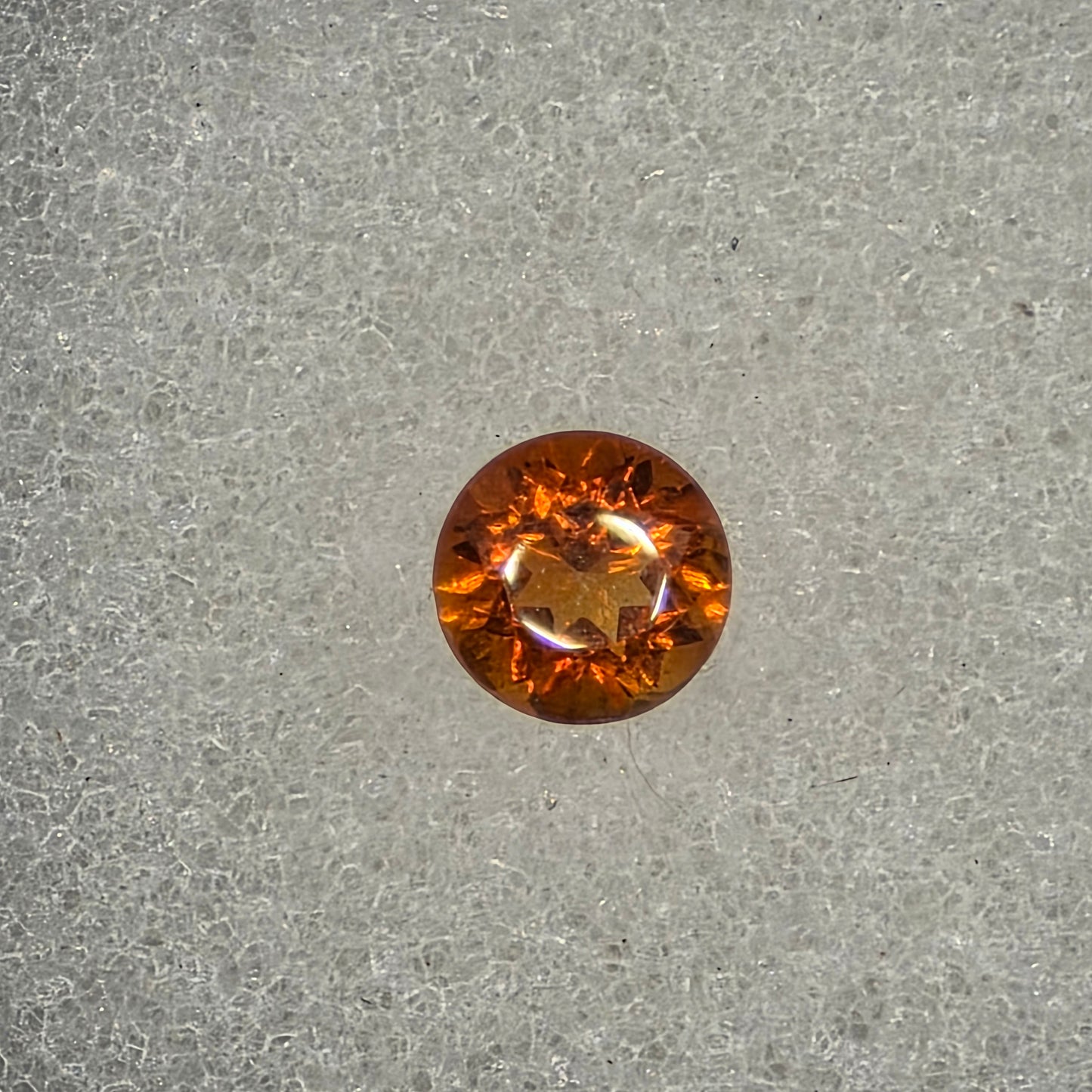 4mm Facet - Intense Fire Madeira Citrine VVSI