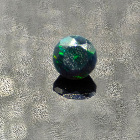4mm Facet - Smoked Opal