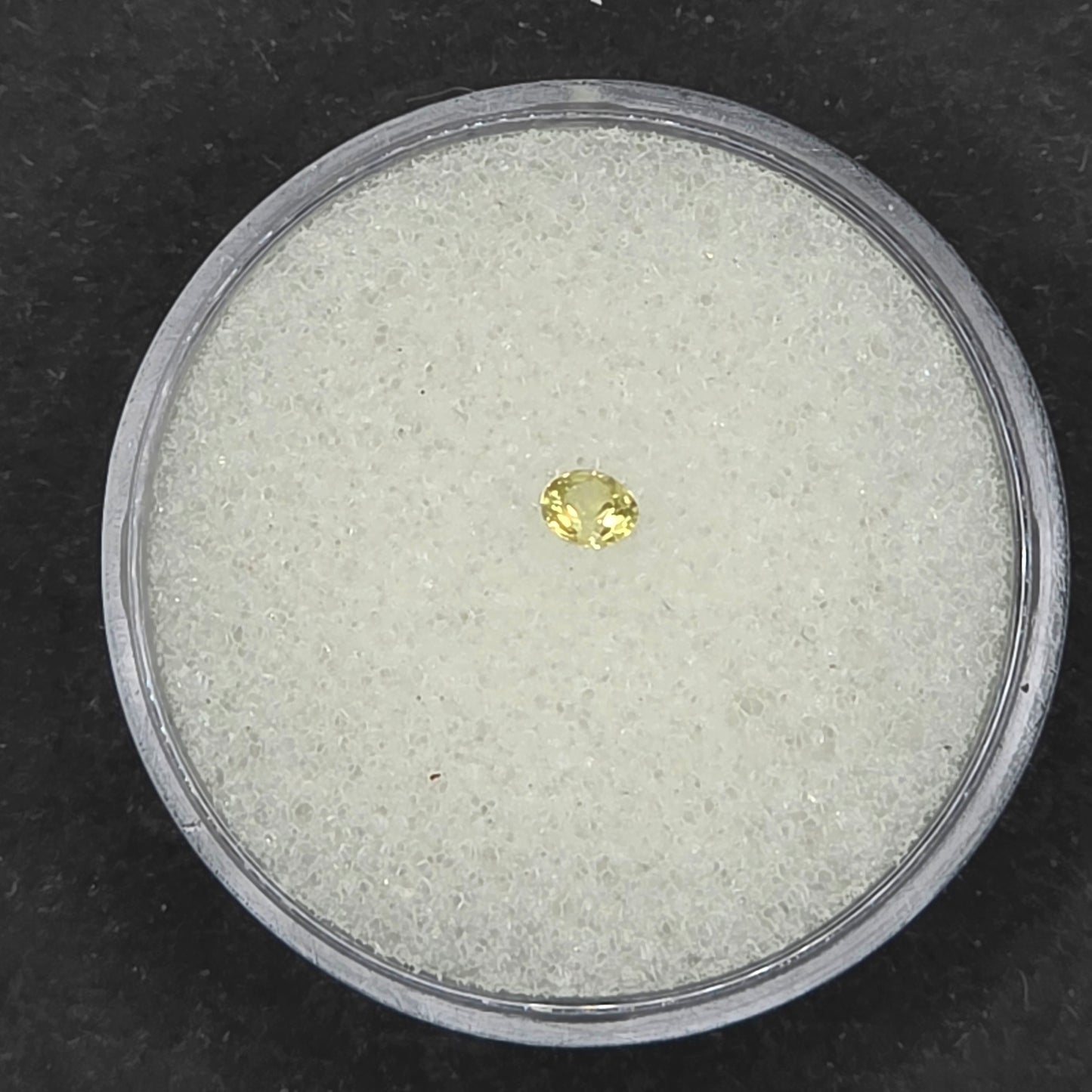 3mm Facet - Yellow Sapphire VVS