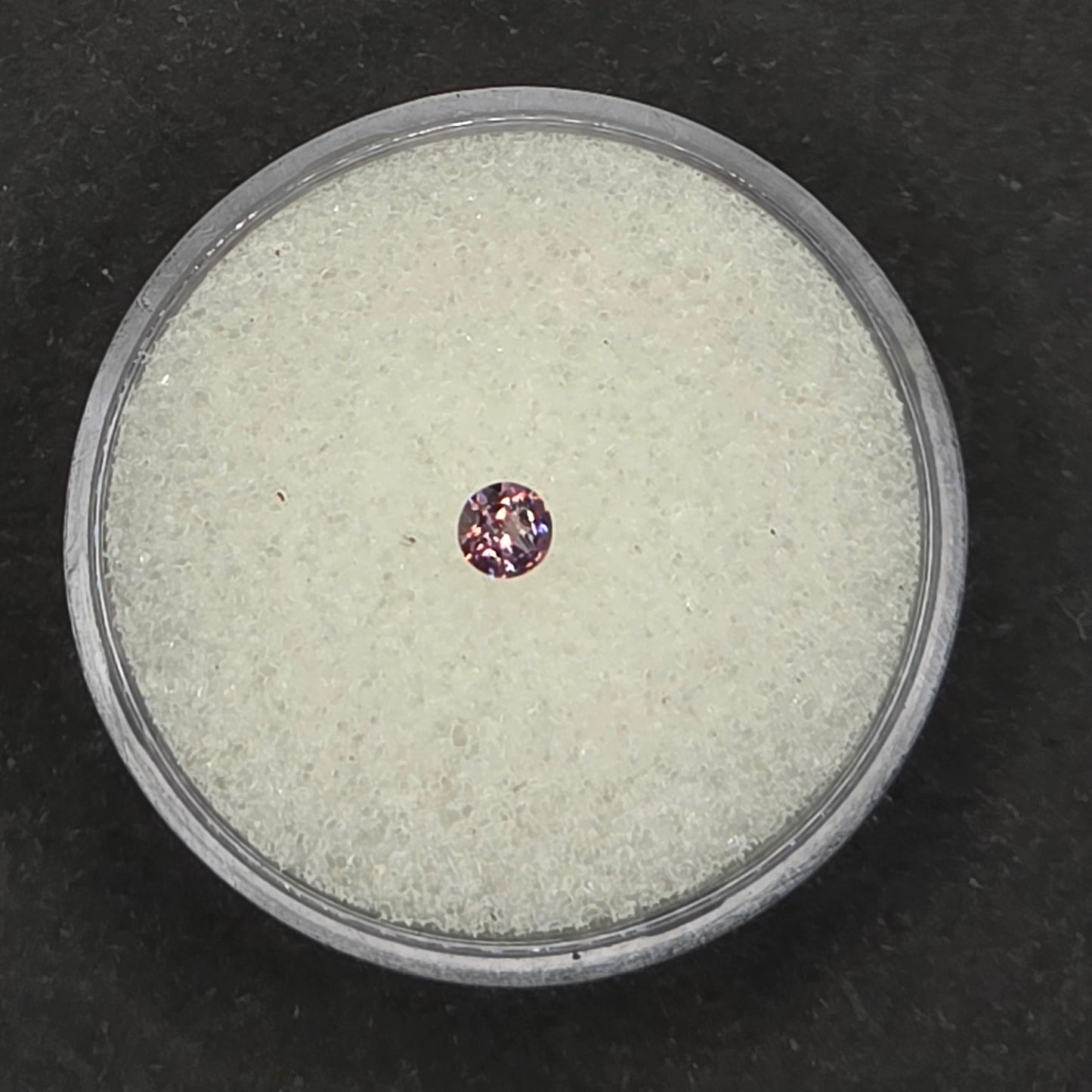 3mm Facet - Spinel VVS