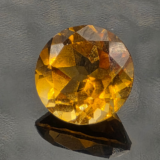 6mm Facet Madeira Golden Yellow Citrine
