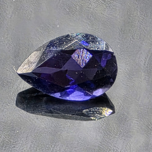 6x4mm Tear Facet - Iolite