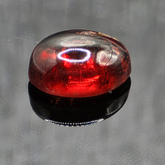 7x5mm Oval Cabochon - Mozambique Garnet