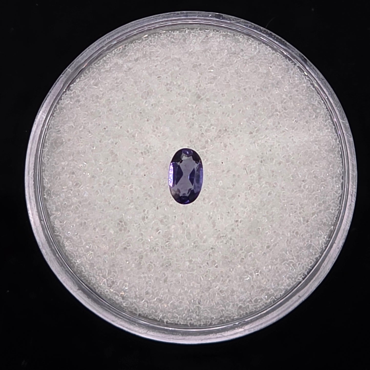 5x3mm Facet - Iolite