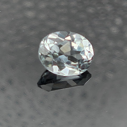 9x7mm Facet - White Topaz Oval