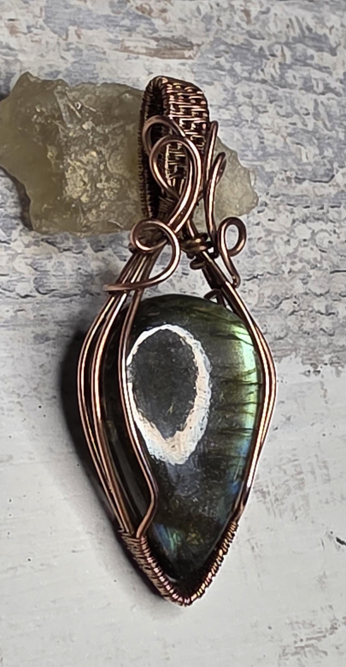 Hand Woven Copper Labradorite Pendant.