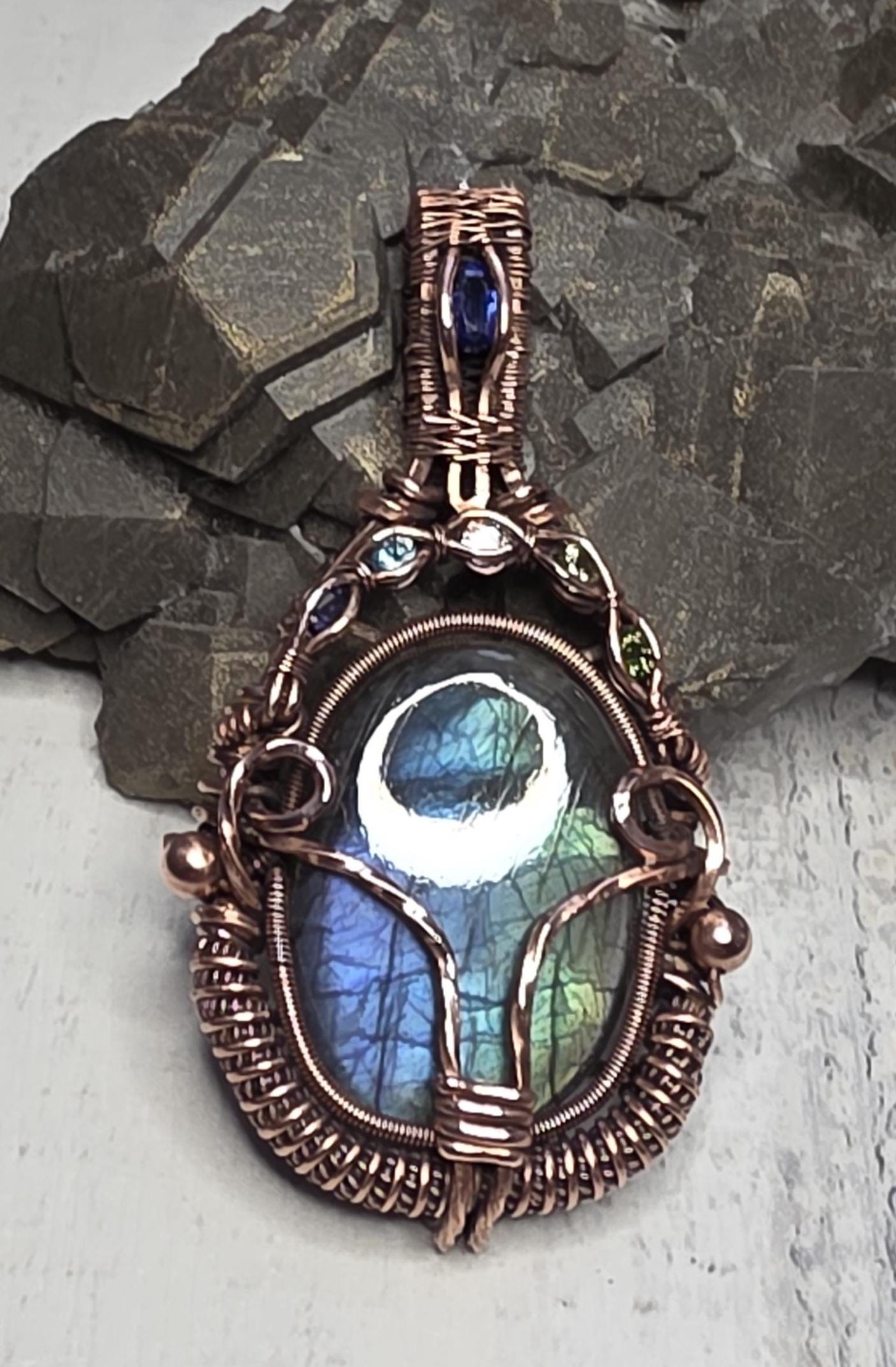 Labradorite Copper Pendant: accented with multiple genstones